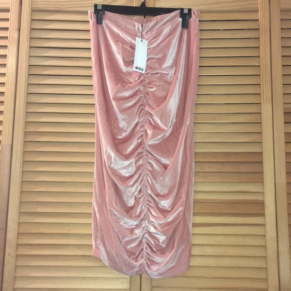 Pink skirt set - Picture 2 of 4